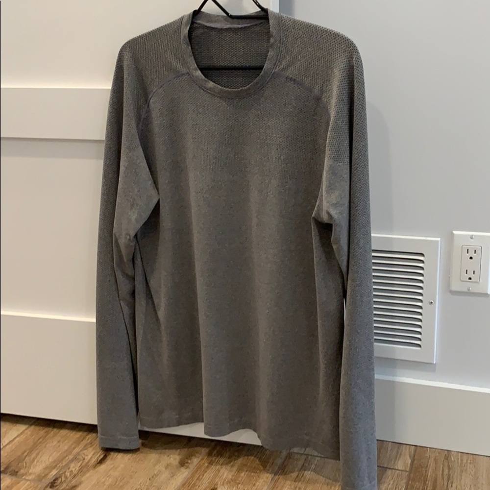 Lululemon Metal Vent Tech Long Sleeve size L